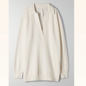 Aritzia NWOT | The Group by Babaton
CIRCUIT SWEATER